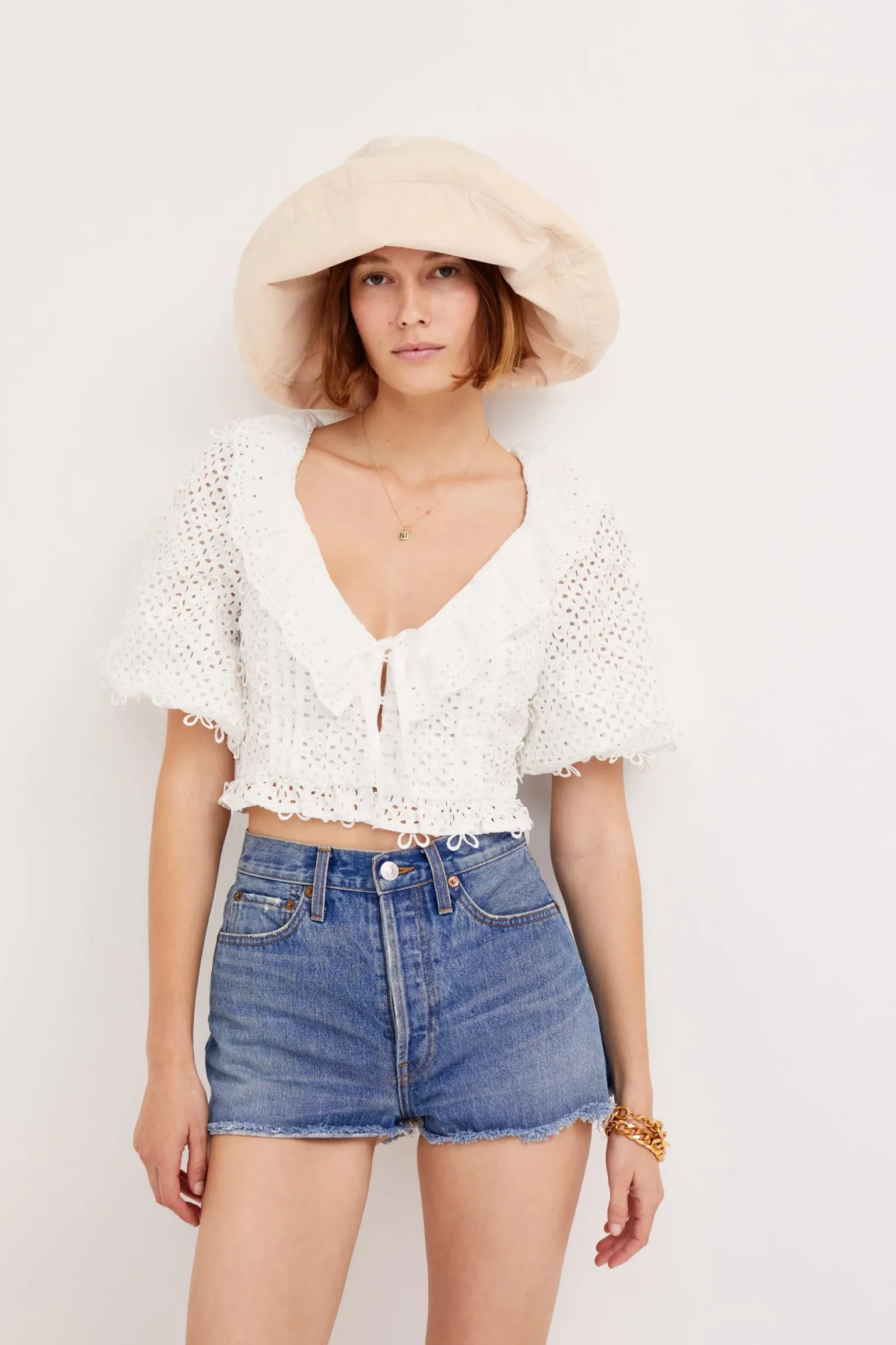 cassie_crop_top_2.webp Cheap For Love & Lemons Cassie Crop Top White
