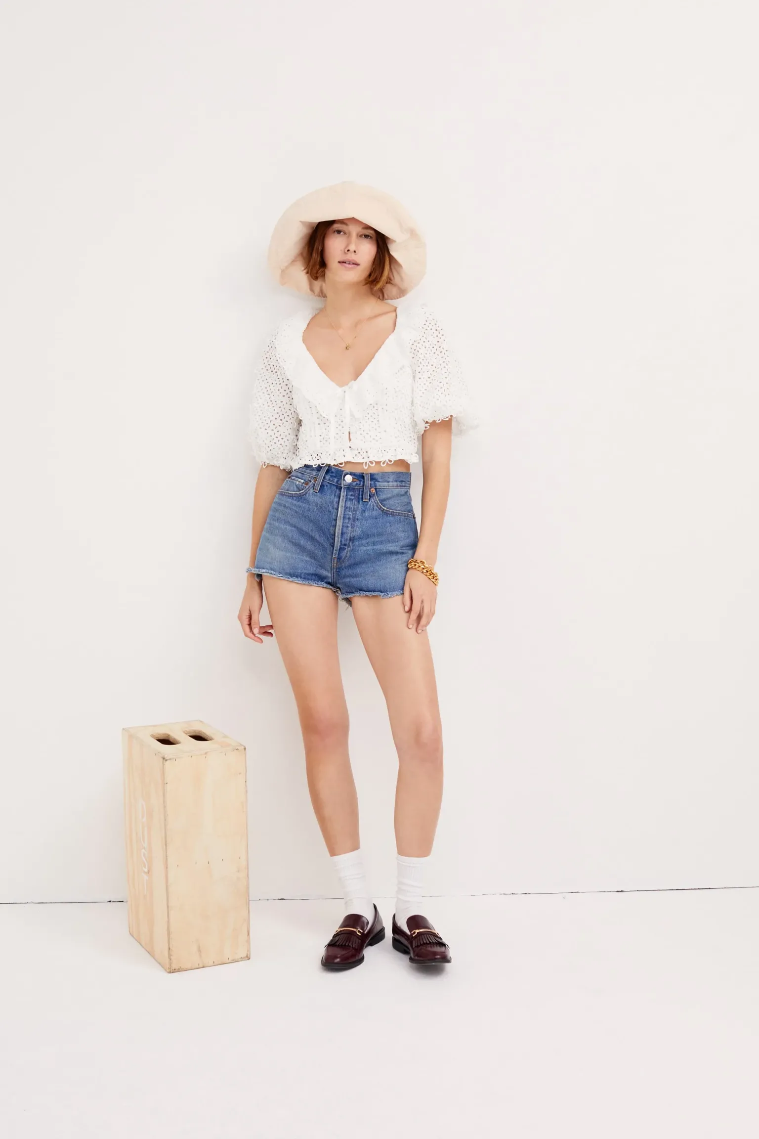cassie_crop_top_4.webp Cheap For Love & Lemons Cassie Crop Top White