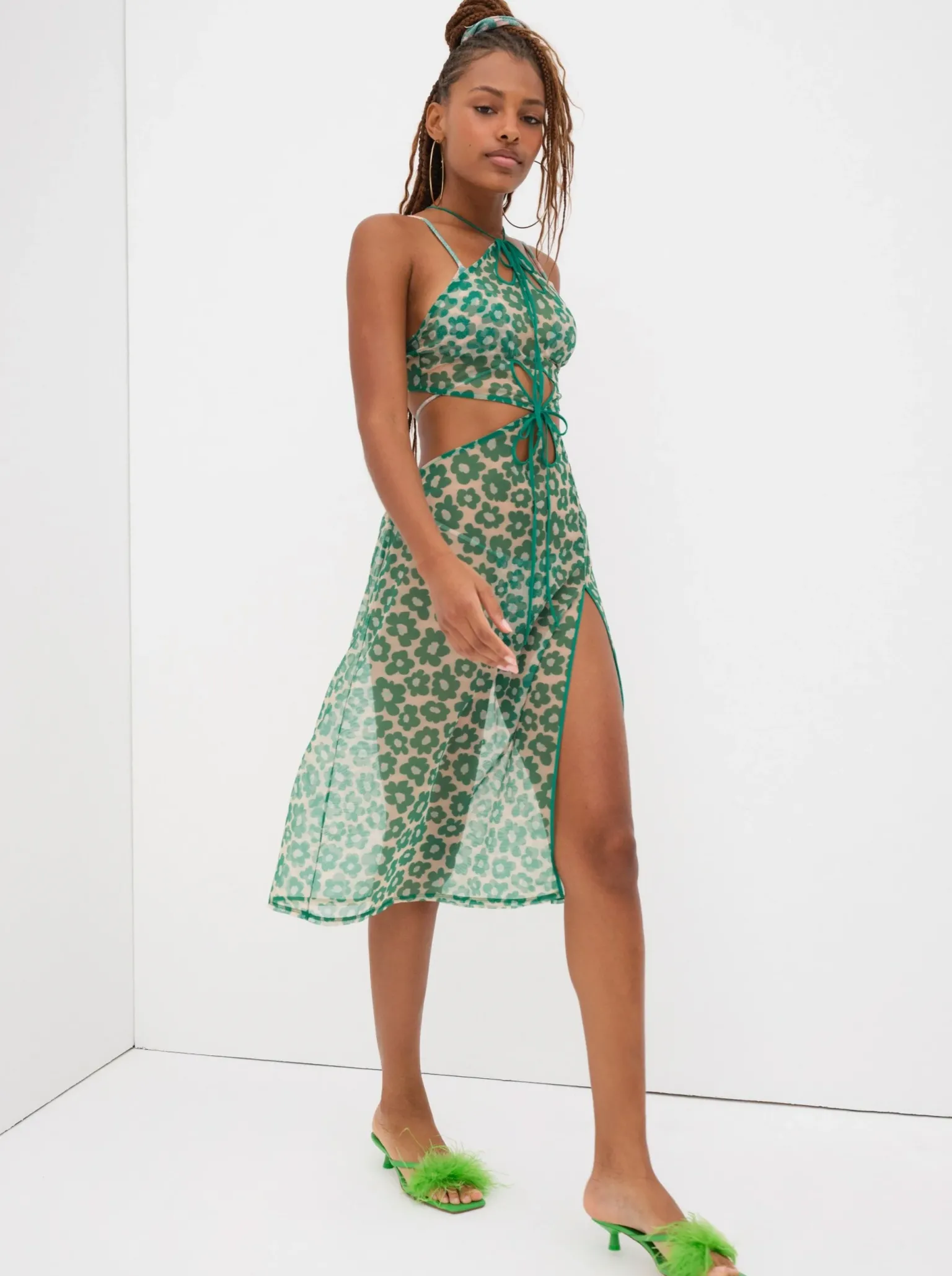 claudia_midi_coverup_2.webp Outlet For Love & Lemons Claudia Midi Coverup Green