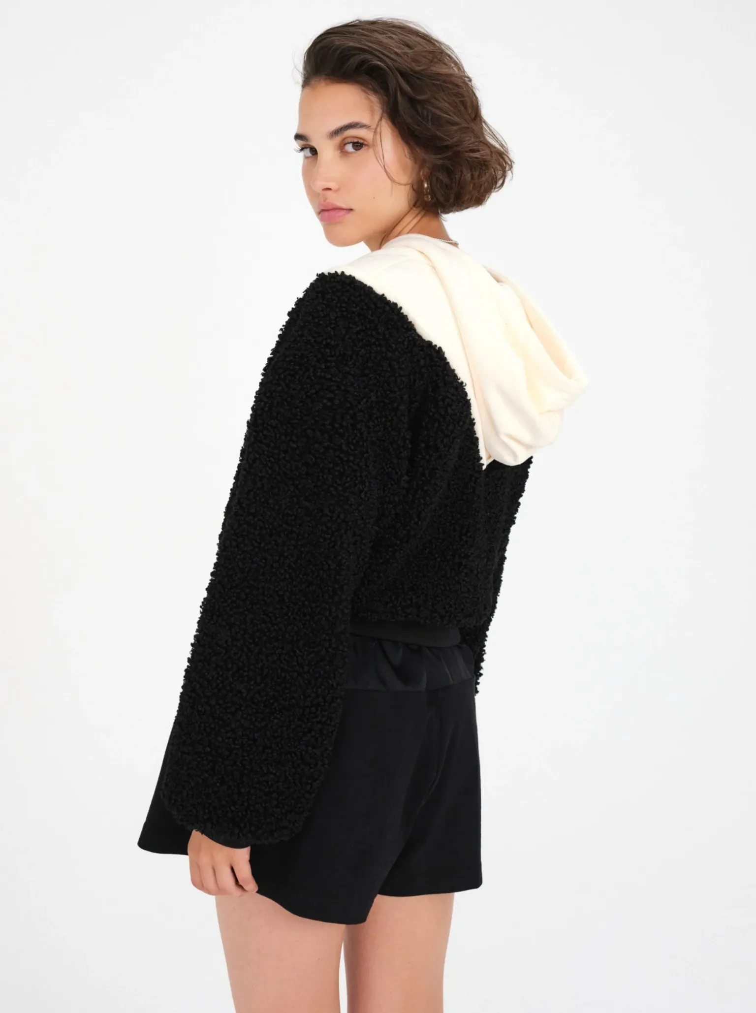 cozy_cropped_pullover_2-1.webp Hot For Love & Lemons Cozy Cropped Pullover Black