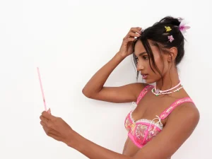 Discount For Love & Lemons Electric Fields Embroidery Underwire Bra Pink