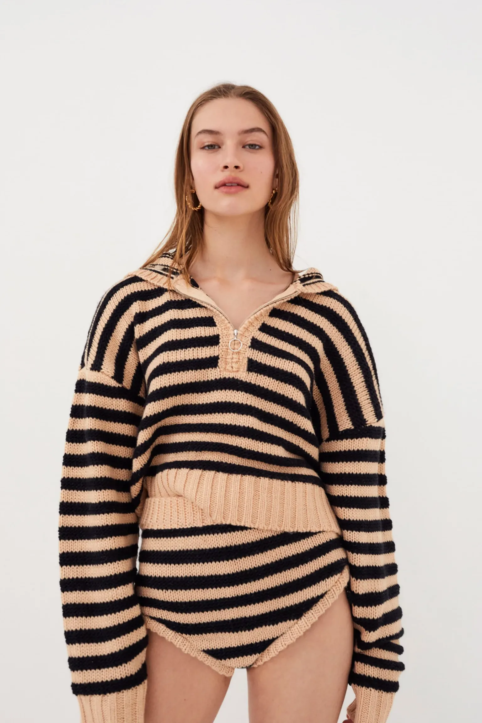 elyse_short_2.webp New For Love & Lemons Elyse Short Neutral