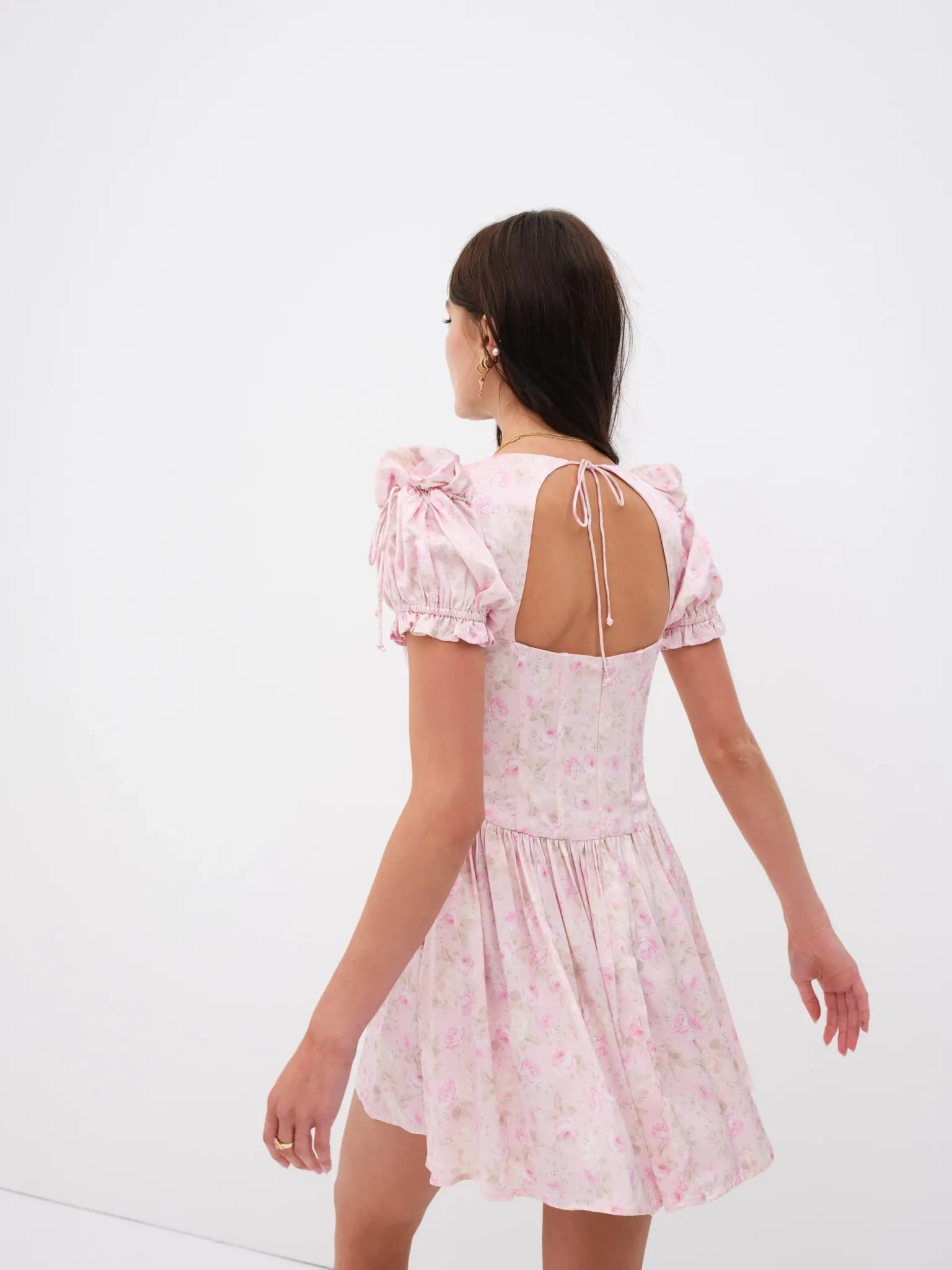 paulina_puff_sleeve_mini__3.webp Discount For Love & Lemons Paulina Puff Sleeve Mini Dress Pink
