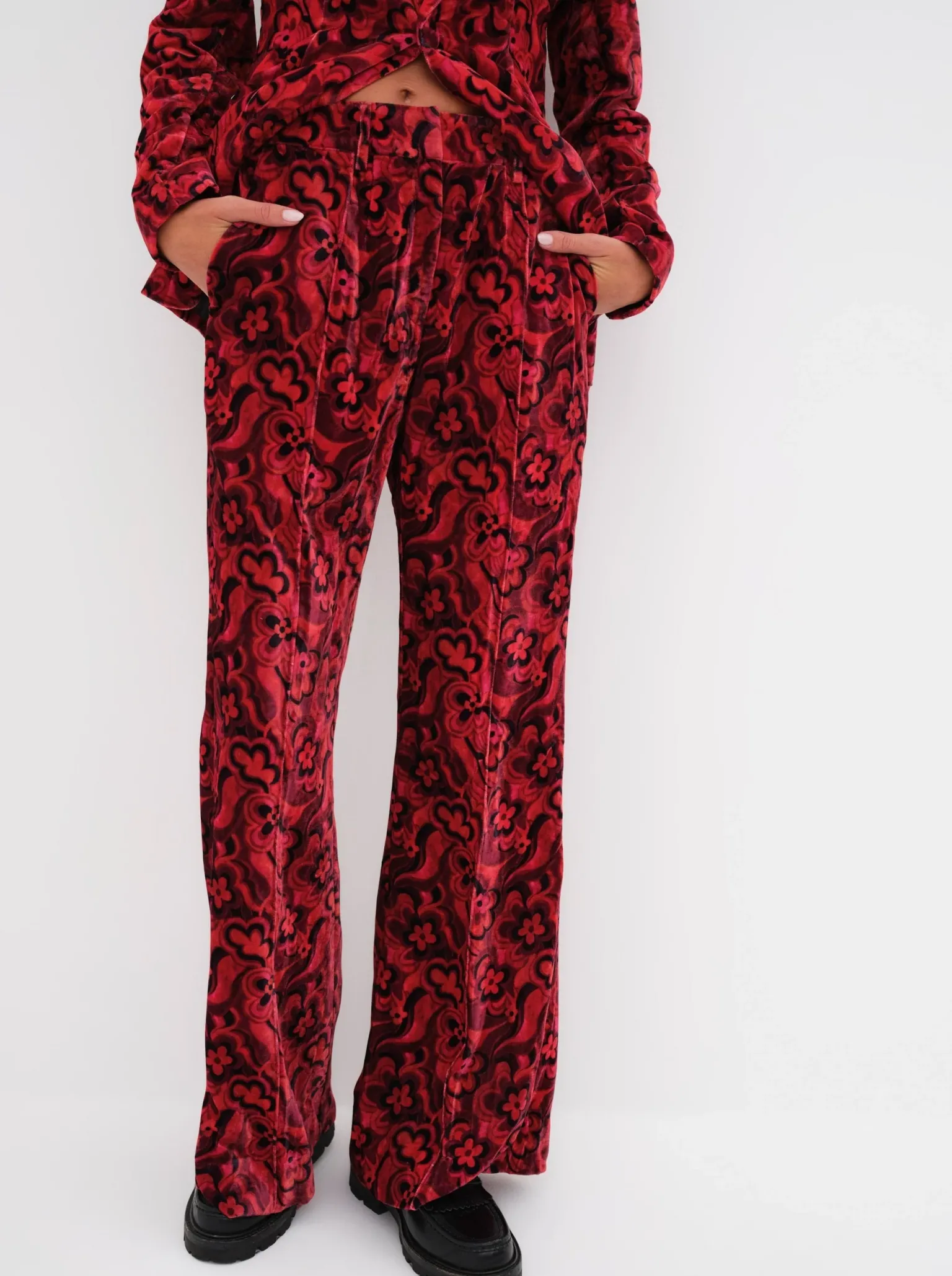 penny_pant_2.webp Outlet For Love & Lemons Penny Pant Red