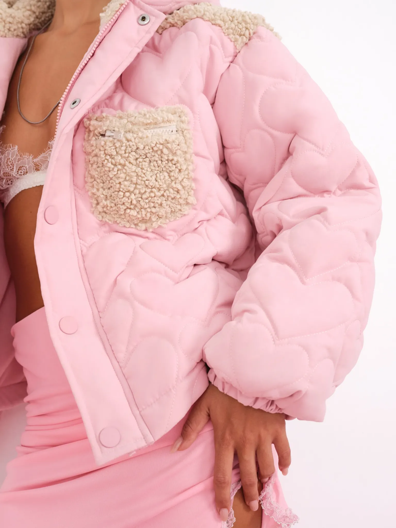 puffer_jacket_with_ruffle_1-1.webp Outlet For Love & Lemons Puffer Jacket With Ruffle Trim & Heart Embossing Pink