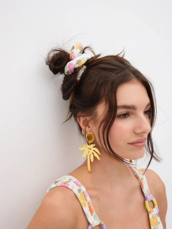 Online For Love & Lemons Venetia Scrunchie Beige